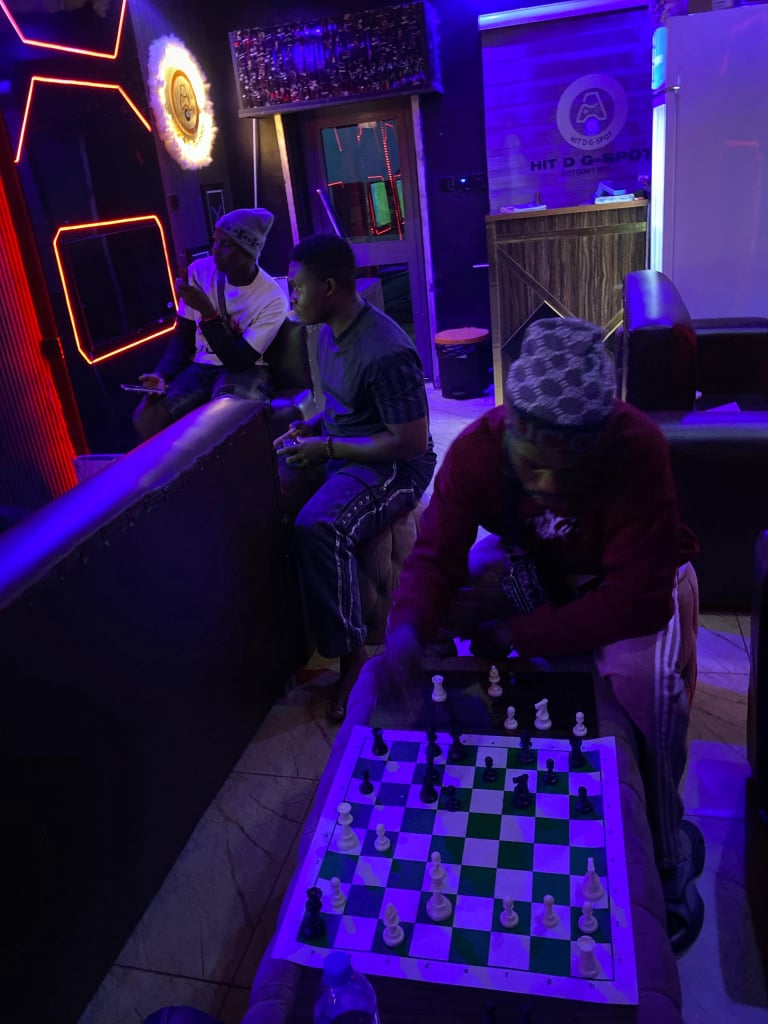 D'G-SPOT HUB